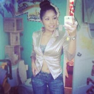 Meet your Posher, Vanessa